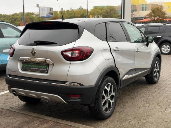 Renault Kaptur I с пробегом 2017 года, цена 1 322 000 рублей, 100148 км, внедорожник, Автокод Объявления