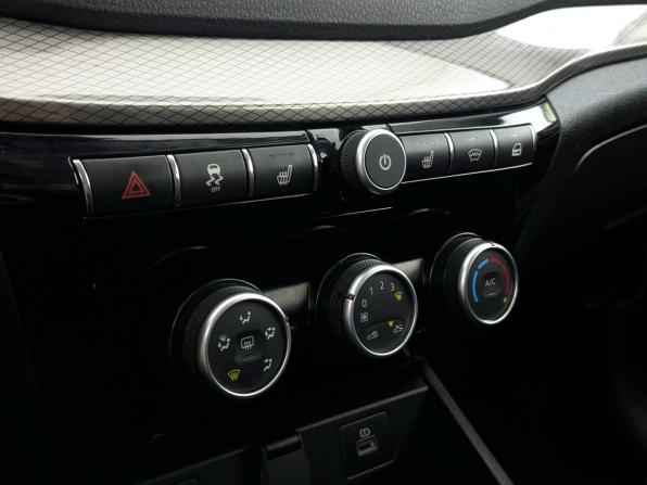 Lada (ВАЗ) Vesta I Рестайлинг (NG) с пробегом 2024 года, цена 1 220 000 рублей, 87202 км, седан, Автокод Объявления
