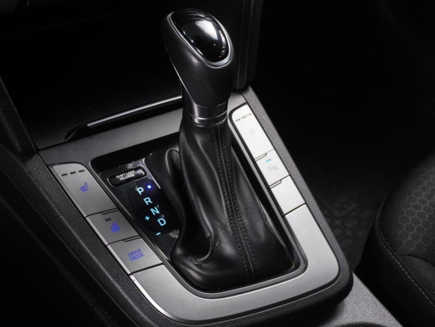 Hyundai Elantra VI (AD) Минеральные Воды  - изображение 12