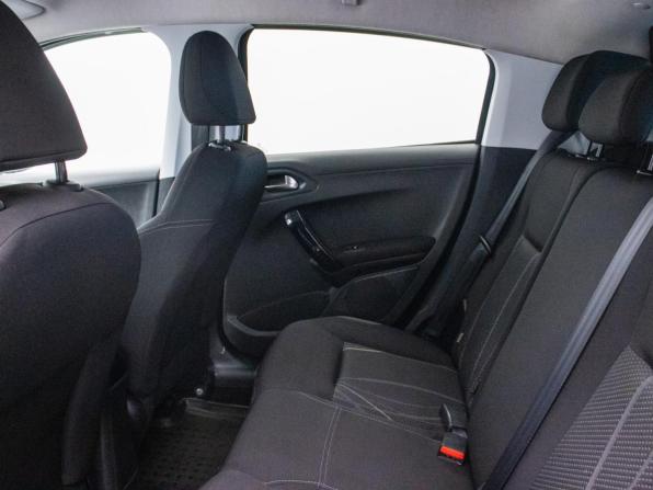 Peugeot 208 I с пробегом 2014 года, цена 609 000 рублей, 141191 км, хэтчбек, Автокод Объявления