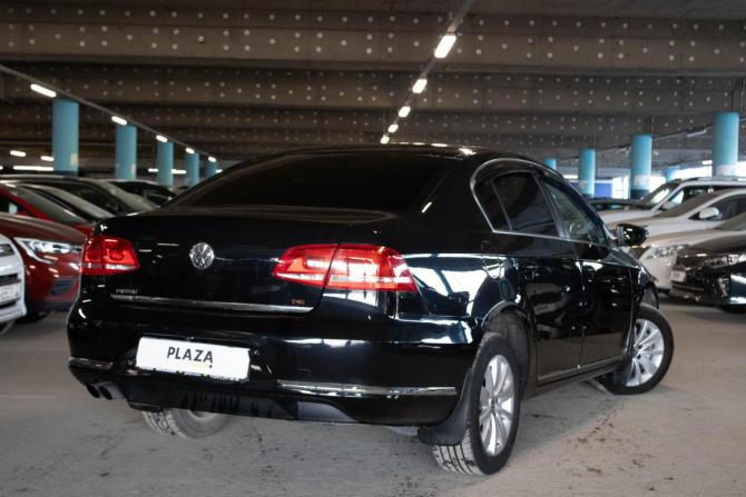 Volkswagen Passat B7 с пробегом 2011 года, цена 1 049 000 рублей, 228502 км, седан, Автокод Объявления