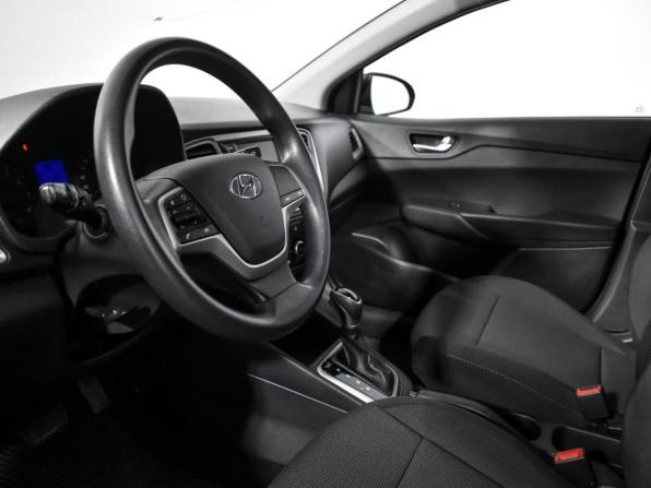 Hyundai Solaris II Рестайлинг с пробегом 2020 года, цена 1 490 000 рублей, 124914 км, седан, Автокод Объявления
