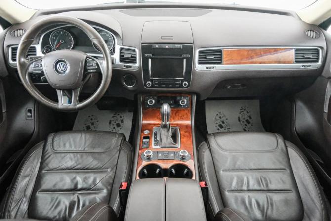 Volkswagen Touareg II с пробегом 2013 года, цена 1 899 000 рублей, 237000 км, внедорожник, Автокод Объявления