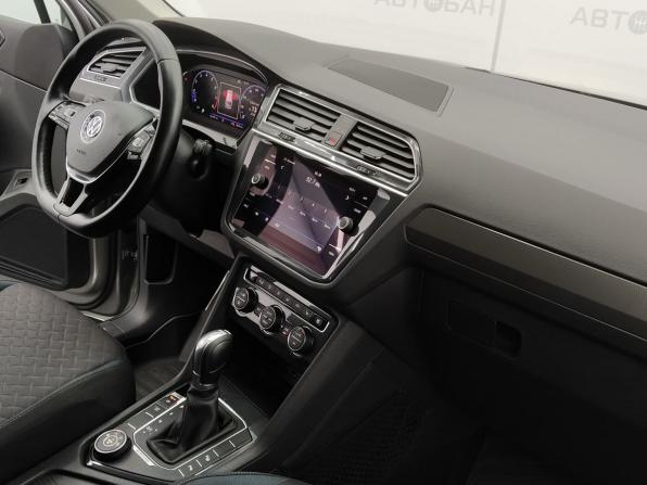 Volkswagen Tiguan II с пробегом 2019 года, цена 2 512 000 рублей, 98494 км, внедорожник, Автокод Объявления