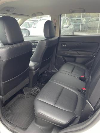 Mitsubishi Outlander III Рестайлинг 2 с пробегом 2017 года, цена 1 999 000 рублей, 138780 км, внедорожник, Автокод Объявления