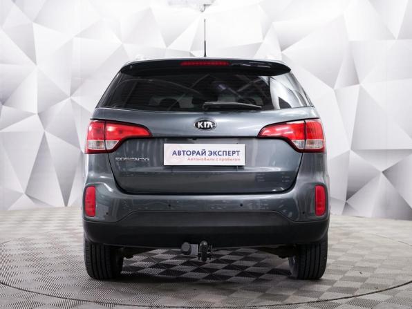 Kia Sorento II Рестайлинг с пробегом 2015 года, цена 1 770 000 рублей, 175000 км, внедорожник, Автокод Объявления