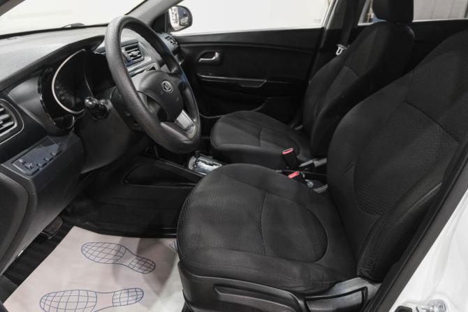Kia Rio III с пробегом 2012 года, цена 839 000 рублей, 154000 км, хэтчбек, Автокод Объявления