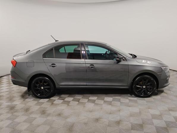 Skoda Rapid II с пробегом 2021 года, цена 1 699 000 рублей, 93121 км, лифтбек, Автокод Объявления