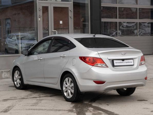 Hyundai Solaris I с пробегом 2013 года, цена 730 000 рублей, 210002 км, седан, Автокод Объявления