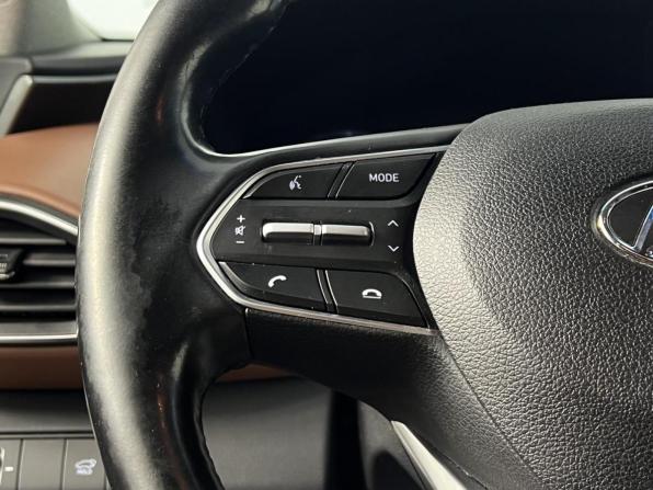 Hyundai Santa Fe IV Рестайлинг с пробегом 2021 года, цена 3 240 900 рублей, 153892 км, внедорожник, Автокод Объявления