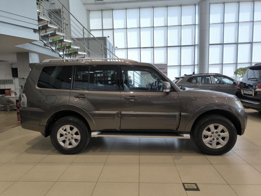 Mitsubishi Pajero IV Казань  - изображение 5