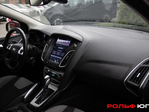 Ford Focus III с пробегом 2012 года, цена 648 000 рублей, 180195 км, хэтчбек, Автокод Объявления