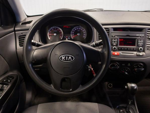 Kia Rio II Рестайлинг с пробегом 2010 года, цена 720 000 рублей, 147811 км, хэтчбек, Автокод Объявления