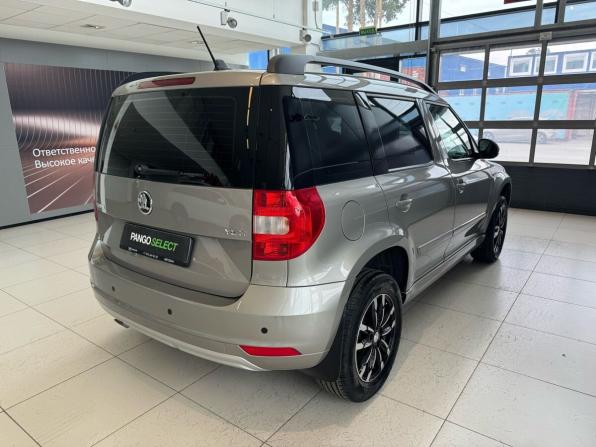 Skoda Yeti I Рестайлинг с пробегом 2017 года, цена 1 249 000 рублей, 81710 км, внедорожник, Автокод Объявления