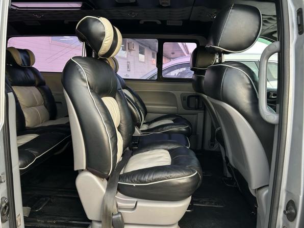 Hyundai Grand Starex I с пробегом 2012 года, цена 1 420 000 рублей, 285500 км, минивэн, Автокод Объявления