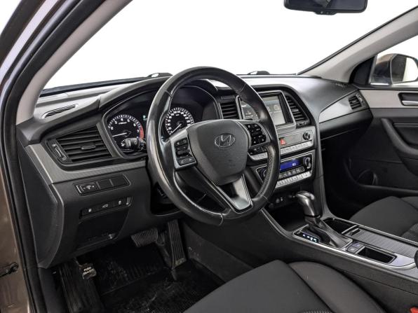 Hyundai Sonata VII (LF) Рестайлинг с пробегом 2018 года, цена 1 925 000 рублей, 86038 км, седан, Автокод Объявления