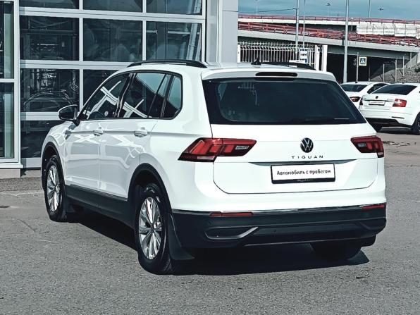 Volkswagen Tiguan II Рестайлинг с пробегом 2021 года, цена 2 680 000 рублей, 28000 км, внедорожник, Автокод Объявления