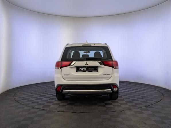 Mitsubishi Outlander III Рестайлинг 2 с пробегом 2017 года, цена 1 750 000 рублей, 155000 км, внедорожник, Автокод Объявления