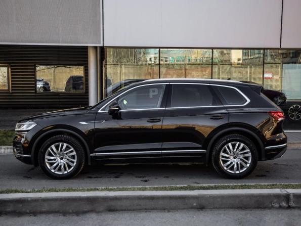Volkswagen Touareg III с пробегом 2021 года, цена 4 749 000 рублей, 146658 км, внедорожник, Автокод Объявления