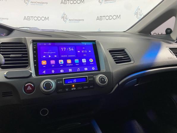 Honda Civic VIII Рестайлинг с пробегом 2009 года, цена 649 900 рублей, 298736 км, седан, Автокод Объявления