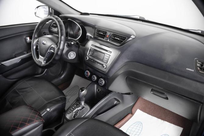 Kia Rio III Рестайлинг с пробегом 2017 года, цена 669 000 рублей, 180000 км, седан, Автокод Объявления