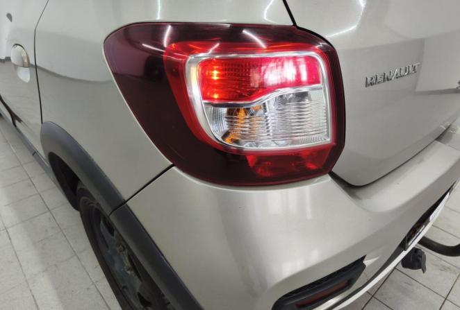 Renault Sandero II с пробегом 2018 года, цена 830 000 рублей, 209225 км, хэтчбек, Автокод Объявления