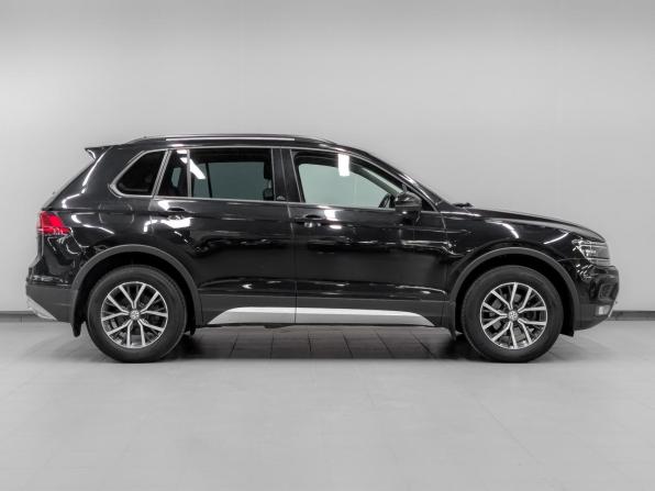 Volkswagen Tiguan II с пробегом 2019 года, цена 2 350 000 рублей, 141508 км, внедорожник, Автокод Объявления