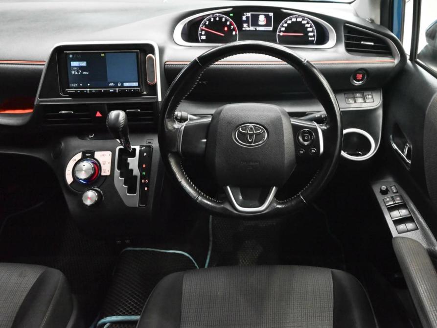 Toyota Sienta II Рестайлинг Екатеринбург  - изображение 17