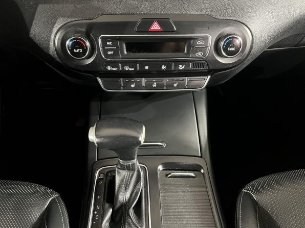 Kia Sorento III Prime Рестайлинг с пробегом 2019 года, цена 2 689 000 рублей, 102000 км, внедорожник, Автокод Объявления
