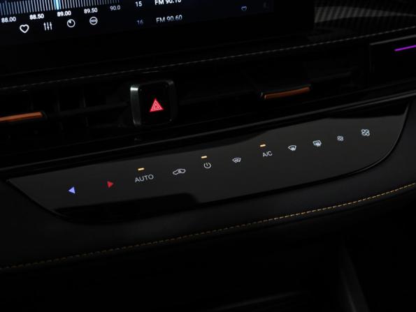 Omoda S5 GT с пробегом 2023 года, цена 1 697 860 рублей, 26263 км, седан, Автокод Объявления