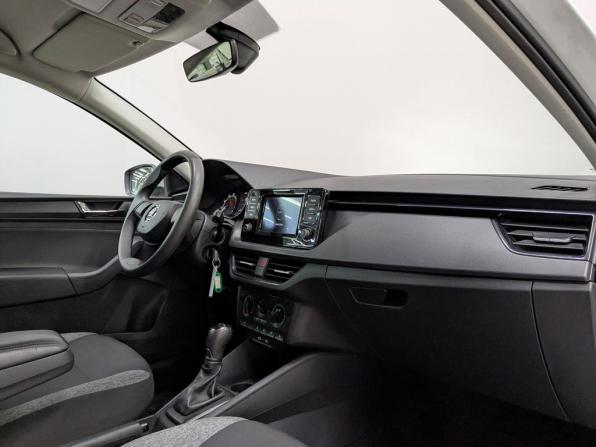 Skoda Rapid II с пробегом 2021 года, цена 1 350 000 рублей, 133318 км, лифтбек, Автокод Объявления