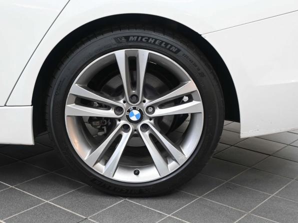 BMW 3 серии VI (F3x) Рестайлинг с пробегом 2015 года, цена 1 929 900 рублей, 95124 км, седан, Автокод Объявления