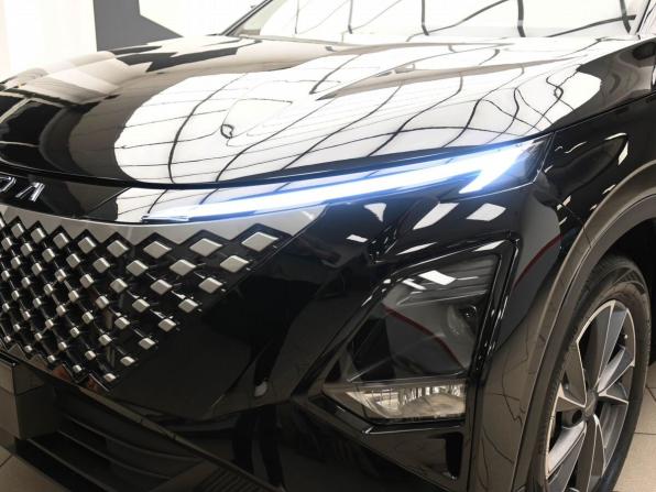 Omoda C5 I Рестайлинг с пробегом 2024 года, цена 1 839 000 рублей, 4448 км, внедорожник, Автокод Объявления