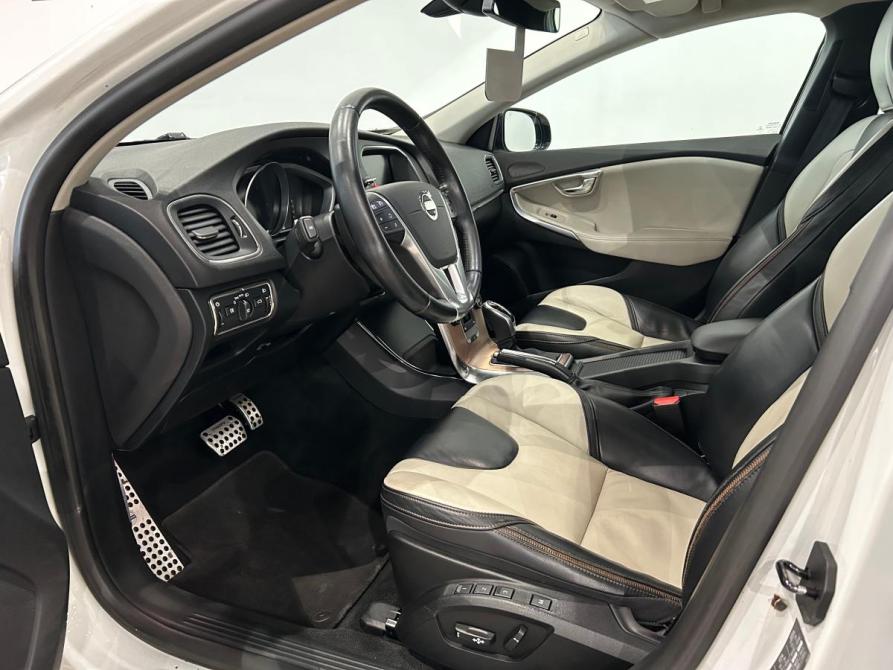 Volvo V40 Cross Country I Санкт-Петербург  - изображение 15