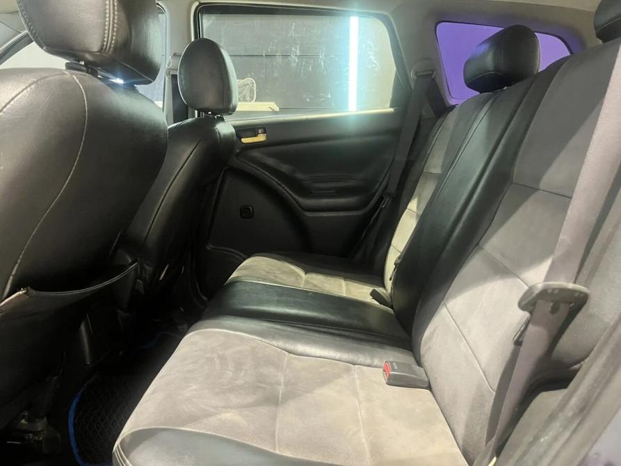 Toyota Matrix I (E130) Новосибирск  - изображение 16