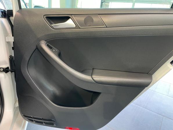 Volkswagen Jetta VI с пробегом 2013 года, цена 910 900 рублей, 158563 км, седан, Автокод Объявления