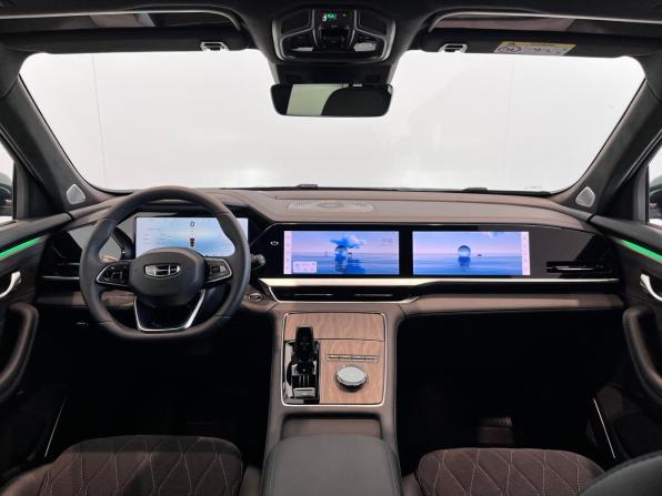 Geely Monjaro I с пробегом 2026 года, цена 4 610 000 рублей, 6 км, внедорожник, Автокод Объявления