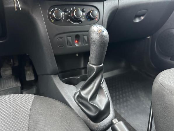 Renault Logan II с пробегом 2017 года, цена 802 000 рублей, 105496 км, седан, Автокод Объявления