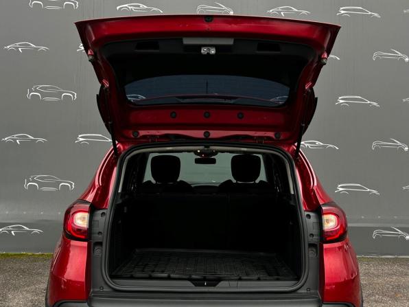 Renault Kaptur I с пробегом 2019 года, цена 1 780 600 рублей, 58432 км, внедорожник, Автокод Объявления