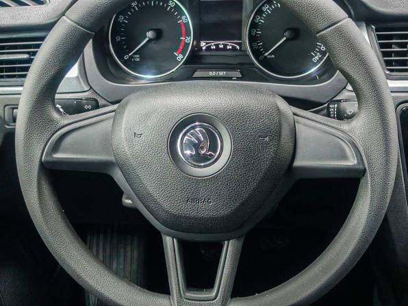 Skoda Rapid I с пробегом 2016 года, цена 1 139 900 рублей, 148300 км, лифтбек, Автокод Объявления