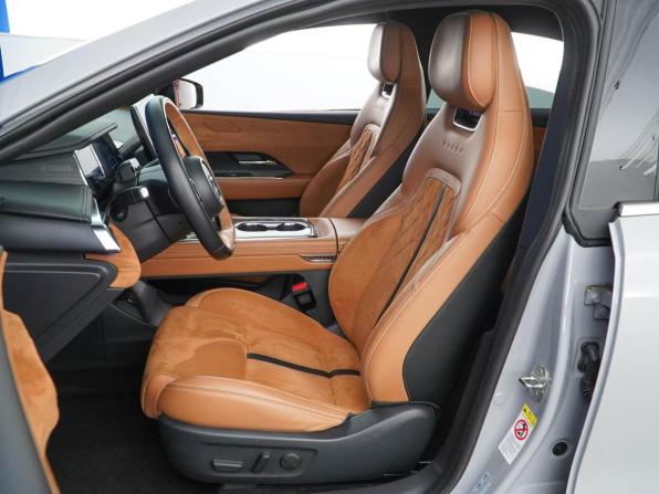 Mazda EZ-6 с пробегом 2024 года, цена 3 699 077 рублей, 44288 км, лифтбек, Автокод Объявления