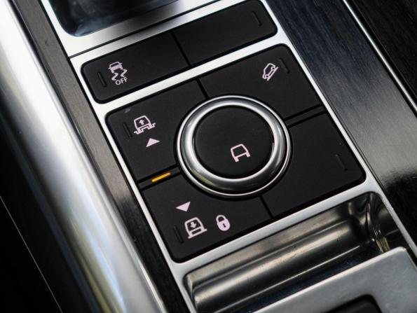 Land Rover Range Rover Sport II Рестайлинг с пробегом 2019 года, цена 5 990 000 рублей, 68060 км, внедорожник, Автокод Объявления