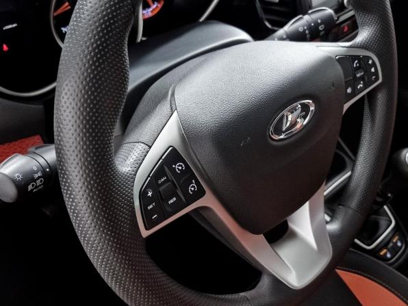 Lada (ВАЗ) Vesta I с пробегом 2019 года, цена 1 157 000 рублей, 74307 км, универсал, Автокод Объявления