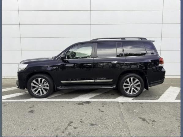 Toyota Land Cruiser 200 Series Рестайлинг 2 с пробегом 2016 года, цена 5 700 000 рублей, 122630 км, внедорожник, Автокод Объявления