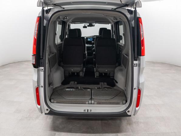 Honda Stepwgn V Рестайлинг с пробегом 2019 года, цена 1 750 000 рублей, 103555 км, минивэн, Автокод Объявления
