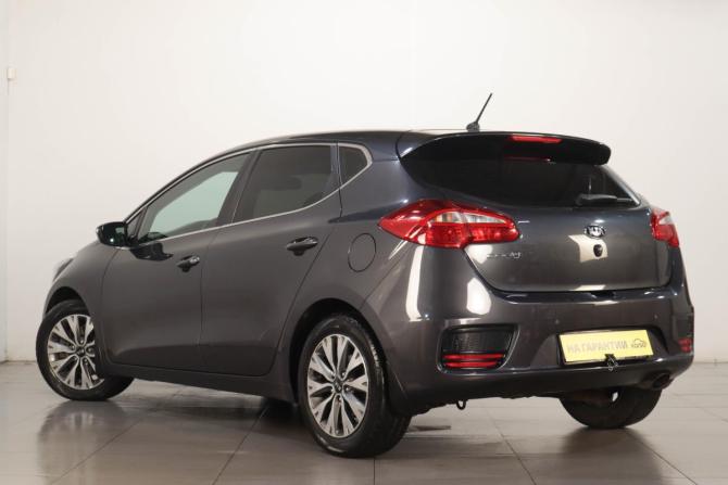 Kia Ceed II с пробегом 2015 года, цена 1 349 000 рублей, 150000 км, хэтчбек, Автокод Объявления