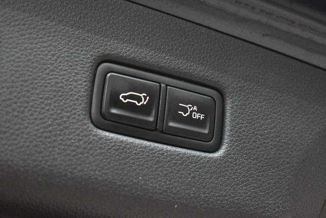 Kia Carnival IV с пробегом 2022 года, цена 3 950 000 рублей, 108627 км, минивэн, Автокод Объявления
