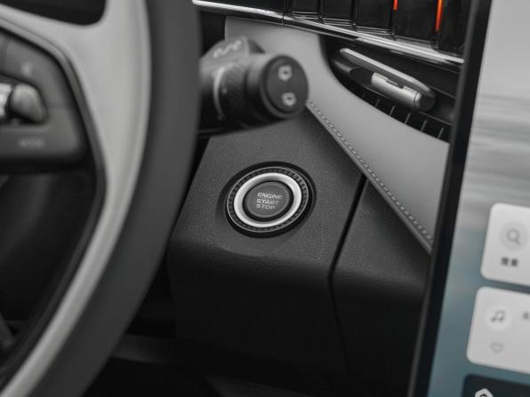 Geely Atlas II с пробегом 2025 года, цена 3 150 000 рублей, 13 км, внедорожник, Автокод Объявления