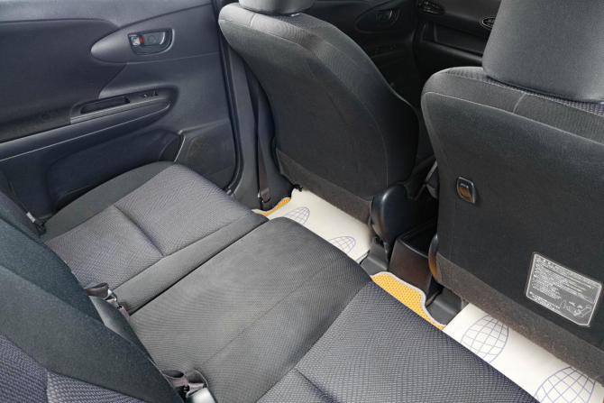 Toyota Wish II Рестайлинг с пробегом 2013 года, цена 1 499 000 рублей, 117000 км, минивэн, Автокод Объявления