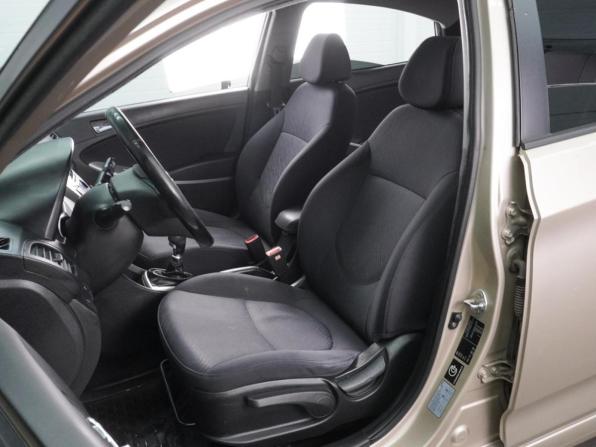 Hyundai Solaris I с пробегом 2014 года, цена 954 000 рублей, 184474 км, седан, Автокод Объявления
